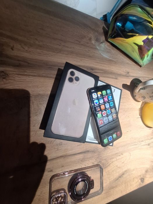 Продам iPhone 11 Pro