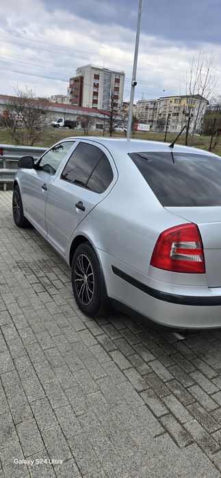 Vând Skoda octavia 2