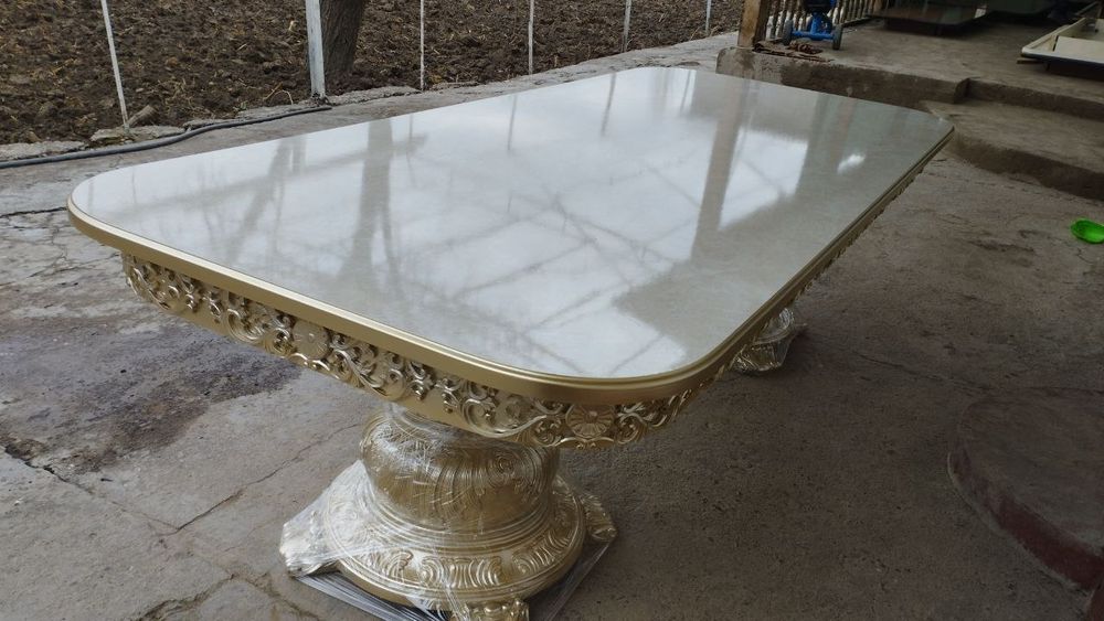 Stol stullar sex narxida karavat ham bor