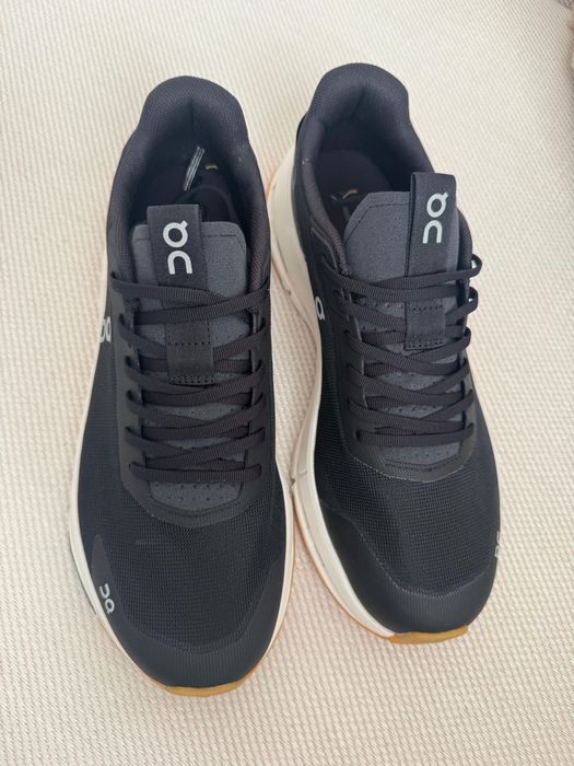 Продам кроссовки On