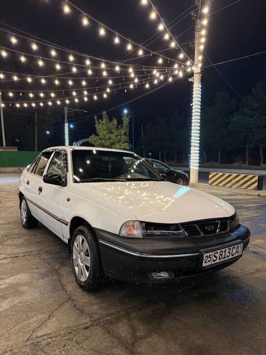 Neksiya sons tramblor luks