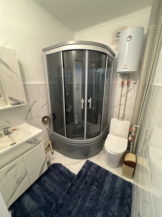 Үш бөлмелі үй сатылады