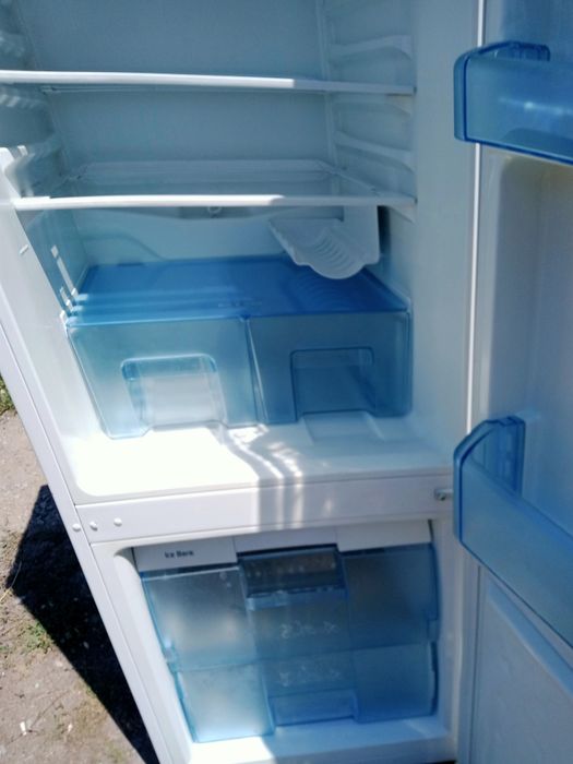 С доставкой продам холодильники