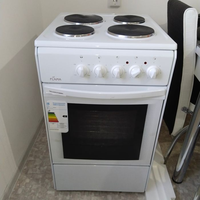 Продам электроплиту новая самовывоз