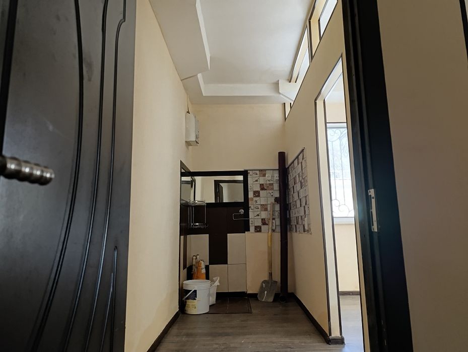 Продается помещение первая линия мирабадский район