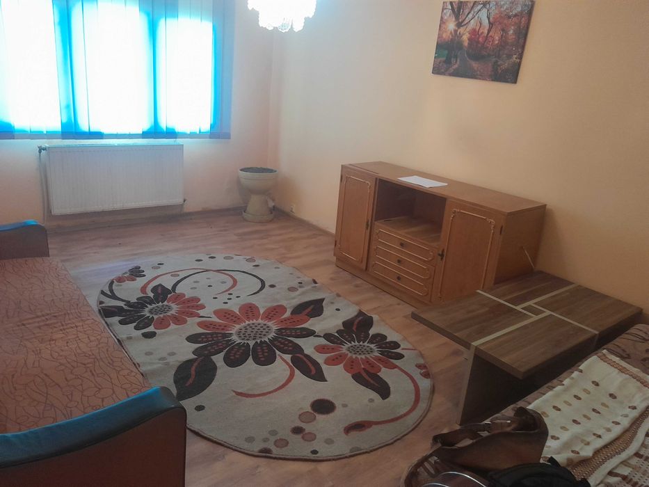 Proprietar inchiriez garsoniera confort 1 Piata Sud
