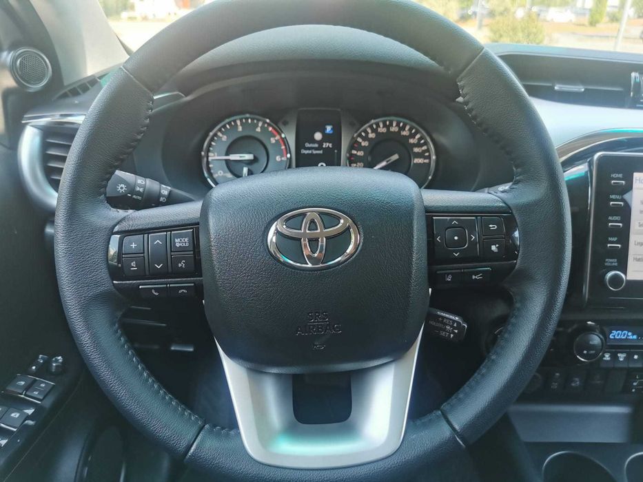 Toyota Hilux 2.4 D/AT Executive