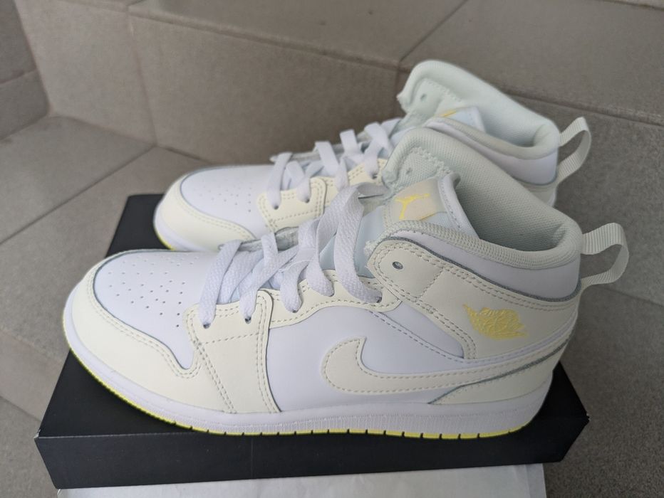 Nike Jordan 1 MID UNISEX