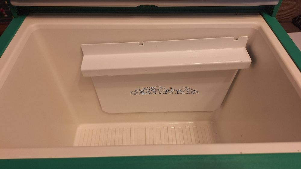 Frigider camping pe gaz, 220v, 12v