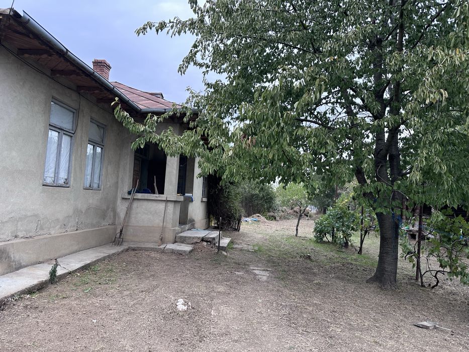 Casa caramida 4 camere, Ciochina, Ialomita, cu teren de 1610