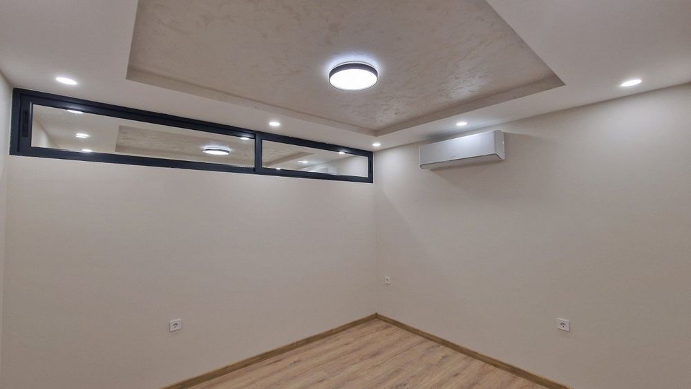 Тристаен апартамент с панорамна гледка! ж.к. Дружба 1!