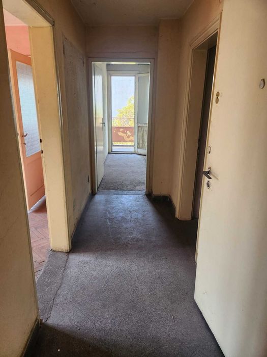 Продава се Тристаен апартамент в Габрово, Център - 100 кв.м за 485 €/кв.м - Снимка #5