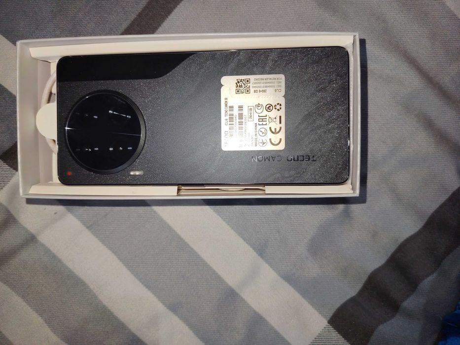 Продам Tecno Camon 30