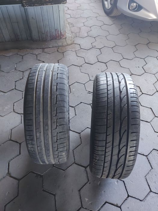 Продам резину 2 шт.