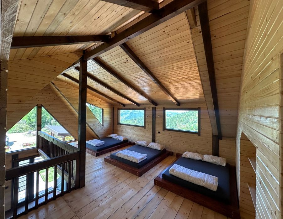 Cabana de închiriat la munte