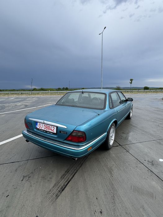 Jaguar Xj 3.2 automat