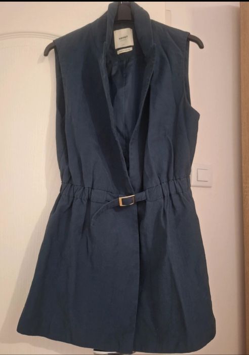 Veste prevazuta cu o curea Koton