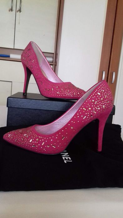 Pantofi fucsia cristale 39,Noi