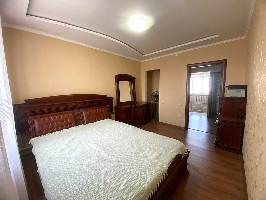 Продам 3 ком в ЦЕНТРЕ Костаня