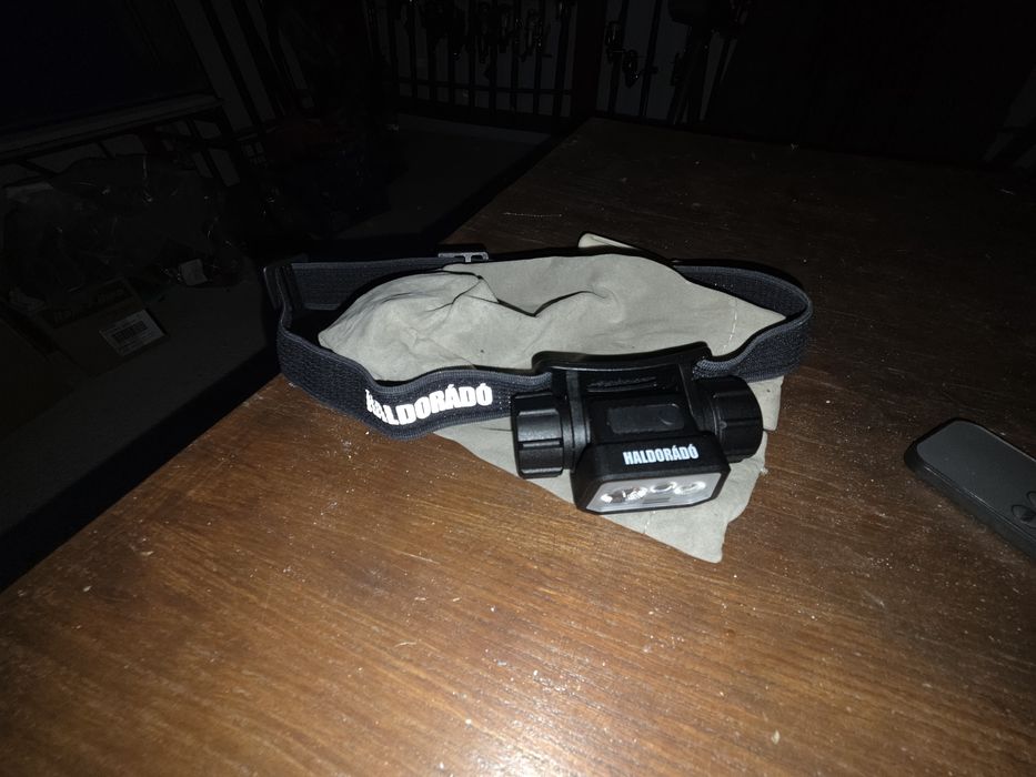 Употребявани Спод въдица, сет шаранджийски въдици , шаранджийска стойка, челник и спод станция