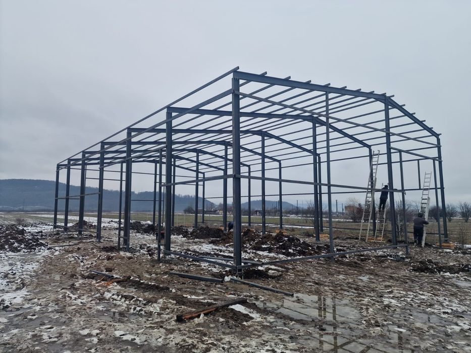 Vând hale metalice lucrăm fără avans