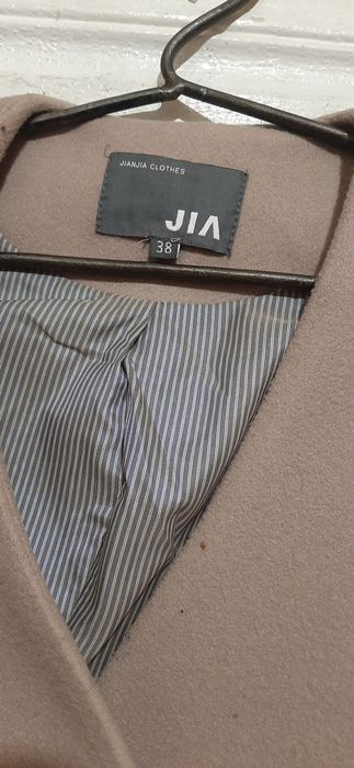 Продам пальто 2вариантов