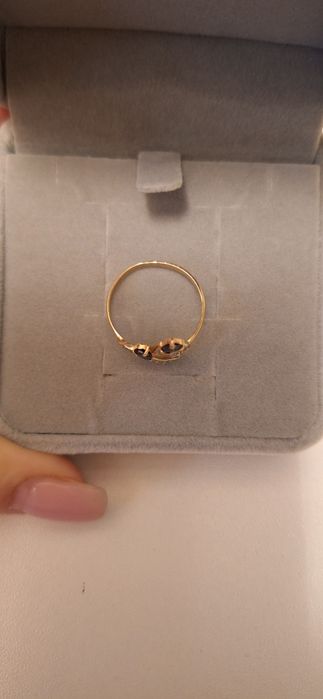 Продам золотое кольцо