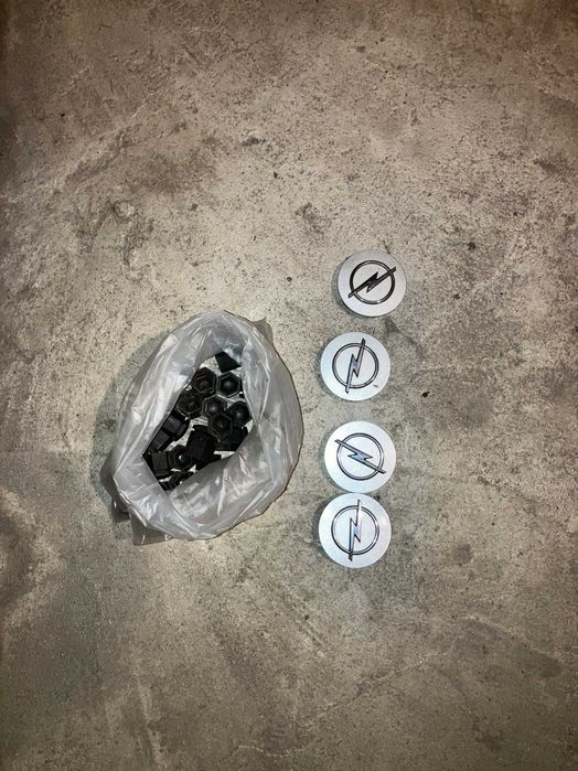 Джанти Ronal Opel 17ки, Гуми Dunlop Sport Maxx XL 225/45/17