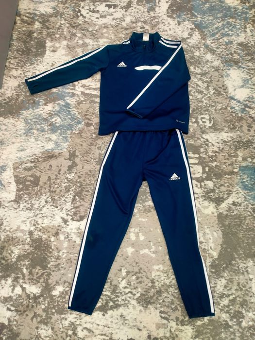 Продам спортивную форму