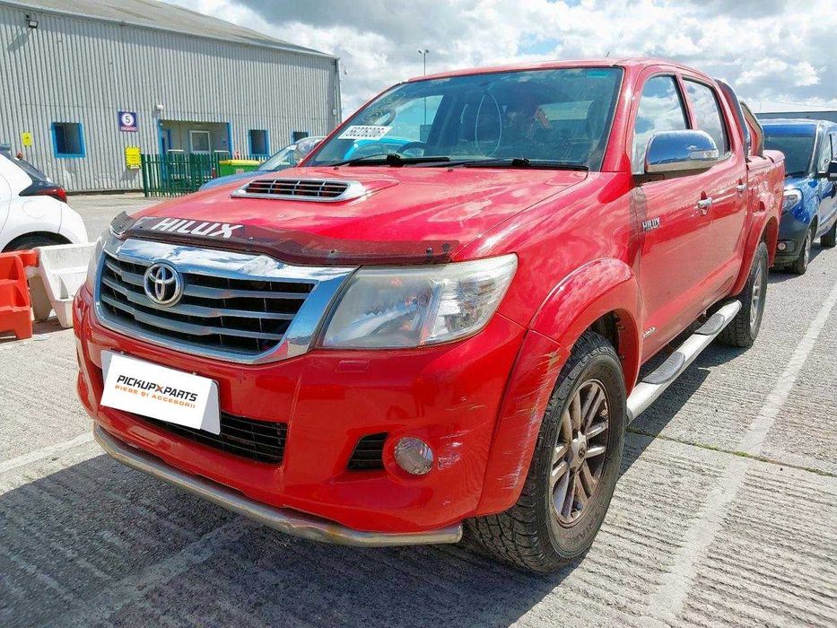 Dezmembrez Toyota hilux  3.0 Diesel D-4D ; 126KW/171CP 2005-2015