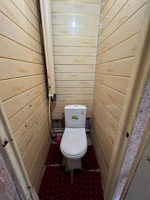2/1/2  сотилади. 63м²