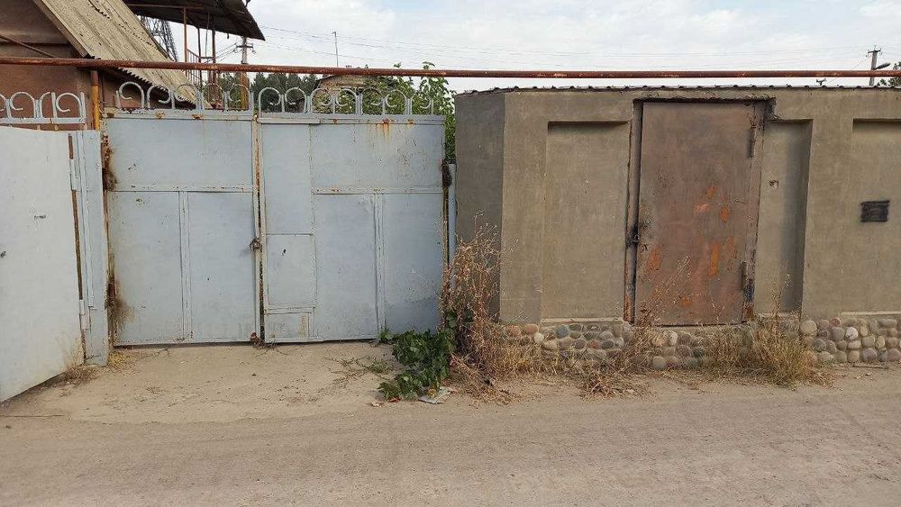 Дом на участке 7 соток мах Олмос