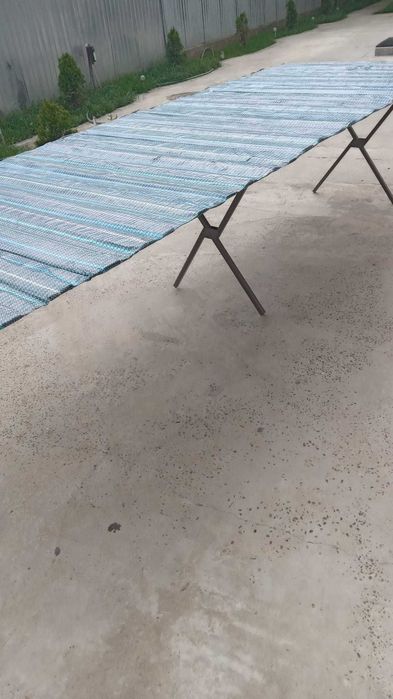 mese pliabile pentru piete si targuri