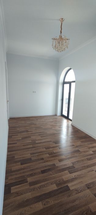 Yangi hayot tumanida 1.65 sotihli yangi qurilgan 7 xonali kottej