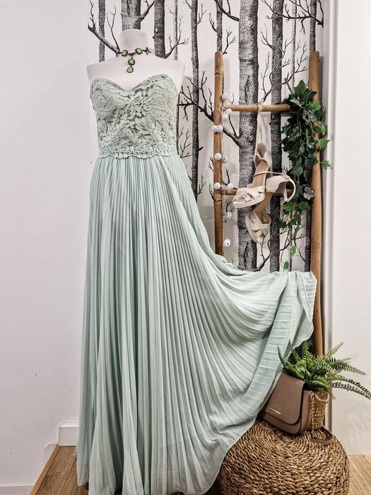 Rochie nunta fara bretele lunga