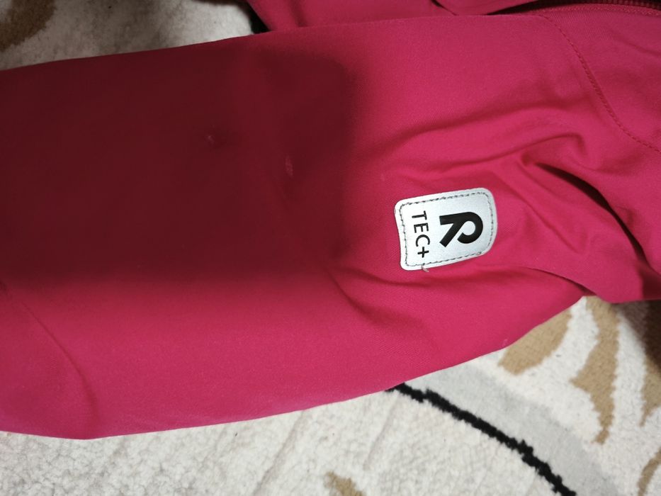 Продам комбинезон Reima