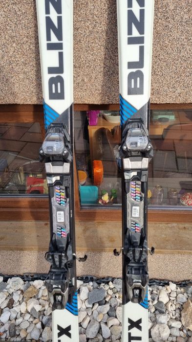 Schiuri Blizard 167 cm