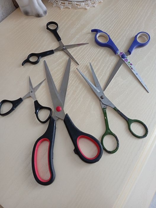 Продам ножницы разные