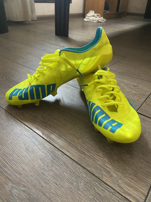 Футбольные бутсы(профессиональные)