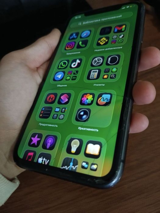iPhone 11 black продается