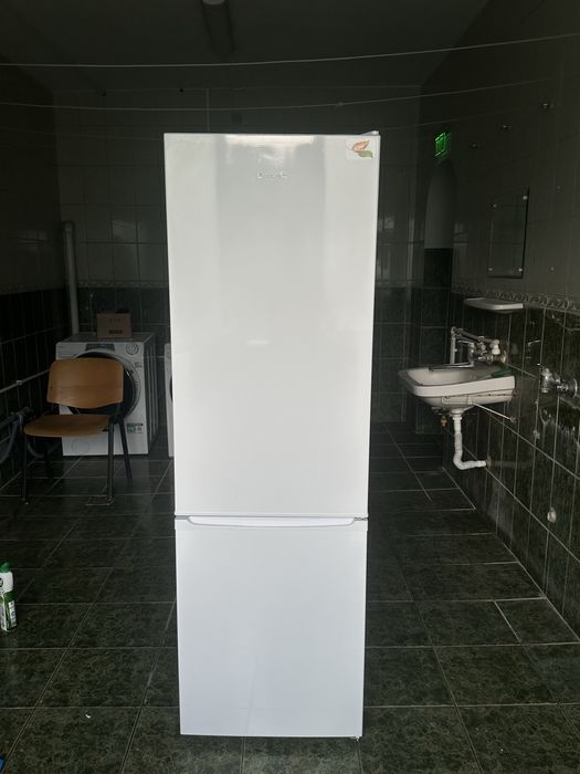 Frigider- Clasa E 268 VORTEX