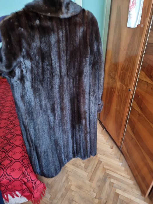 Haina lunga din blana de  nurca