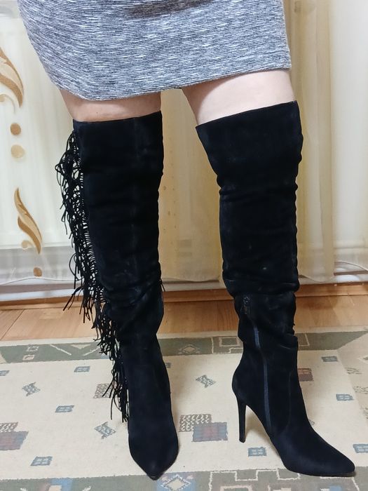 Vând cizme ptr.damă
