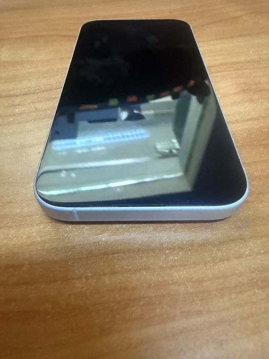 Iphone 16 fara urme de uzura