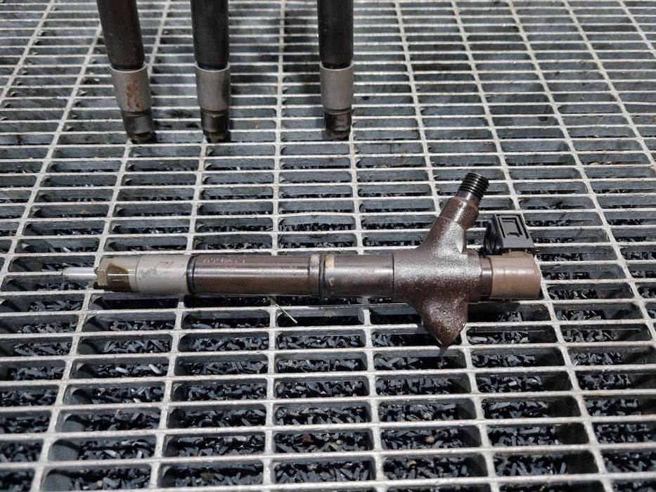 Injector Toyota Rav 4 IV 2.0 Diesel 2012 - 2015 124CP 1AD - FTV Euro5 (1492) Diesel ...