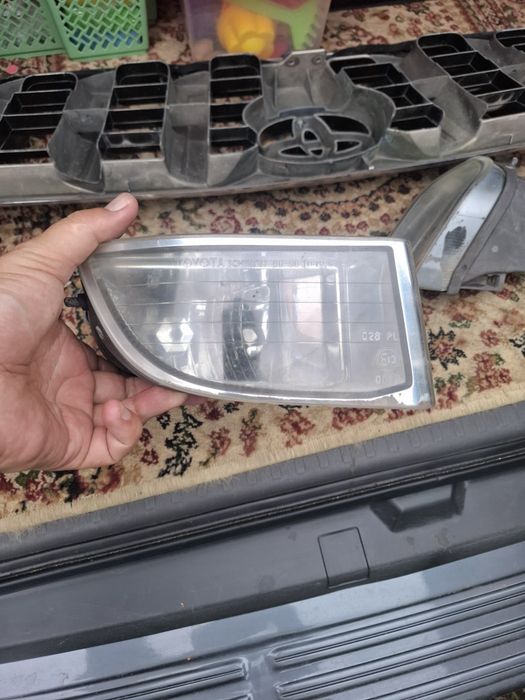 Противотуманные фары на Прадо 120