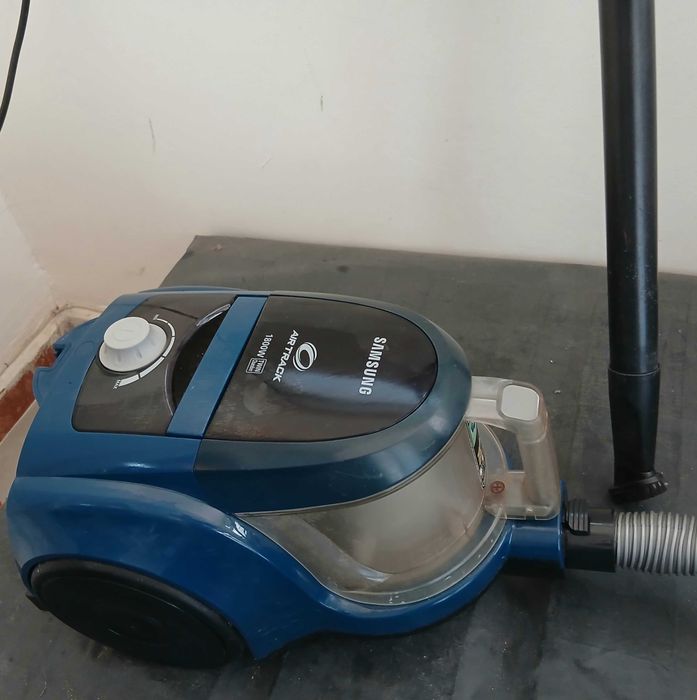 Прахосмукачка Samsung 1800W