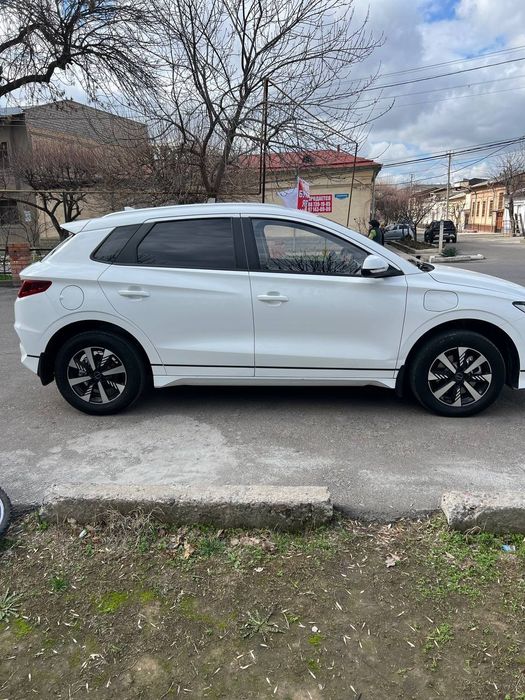 Byd E2 sotiladi ideal