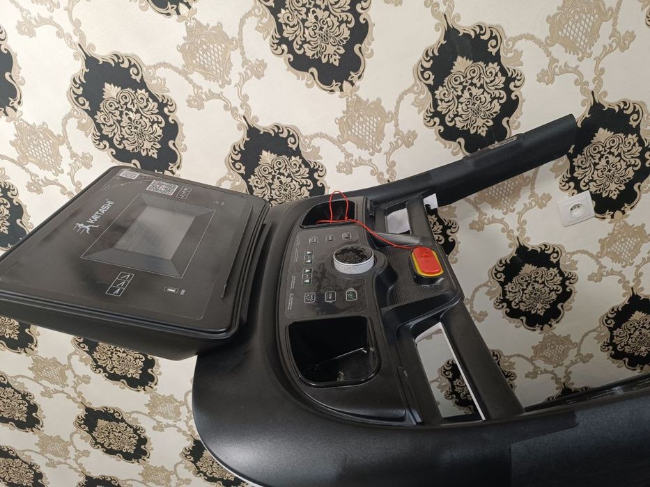 Продаётся беговая дорожка Kaitashi K-8000