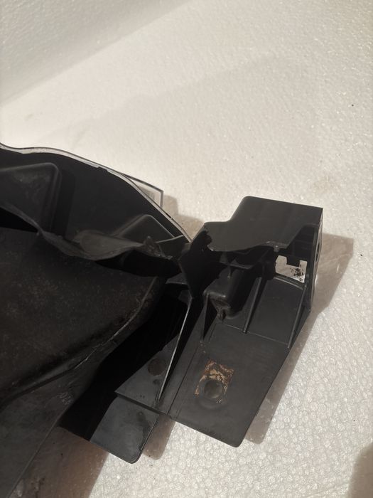 Десен фар Mazda CX-3   D10E-51030